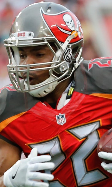 Bucs RB Doug Martin suspended 4 games, will enter treatment facility